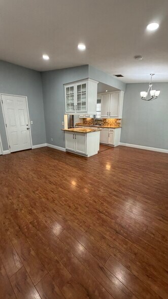 Building Photo - 6510 Manassero Way