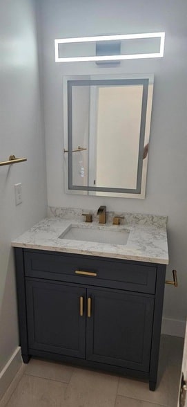 Building Photo - 100 Dover St