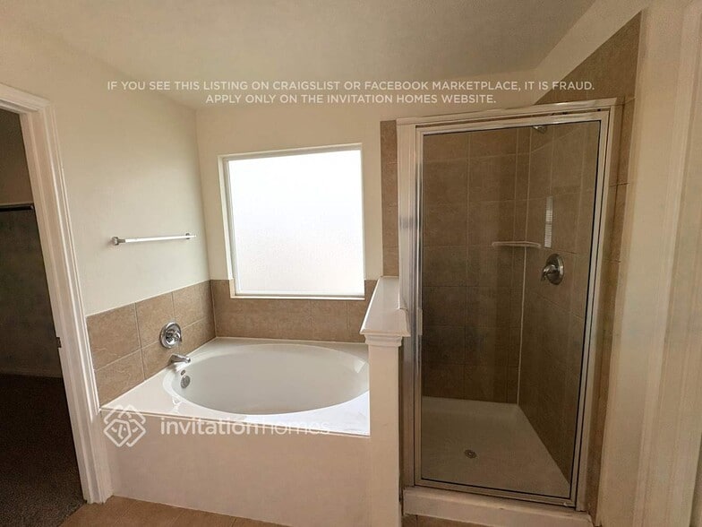 Building Photo - 1007 Doubletree Glen Dr