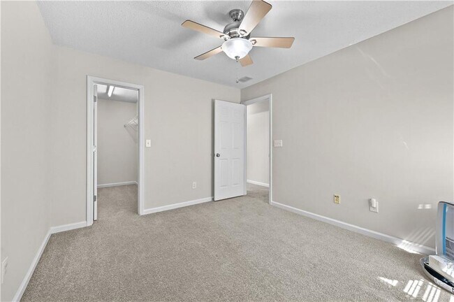 Building Photo - 9005 Ruel Ln