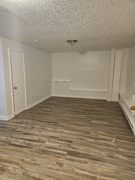 Building Photo - 62 Woodland St