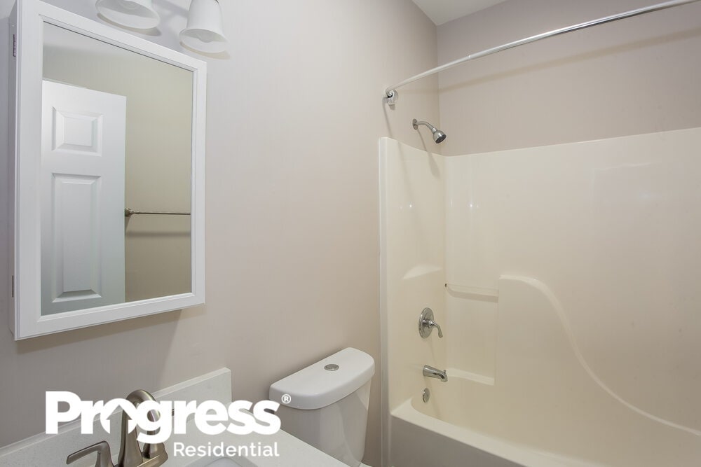 Building Photo - 2358 Wednesbury Ct