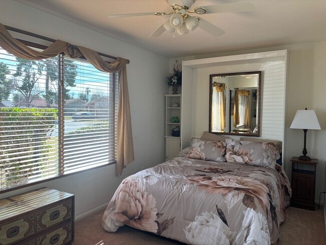 Building Photo - 533 Leisure World