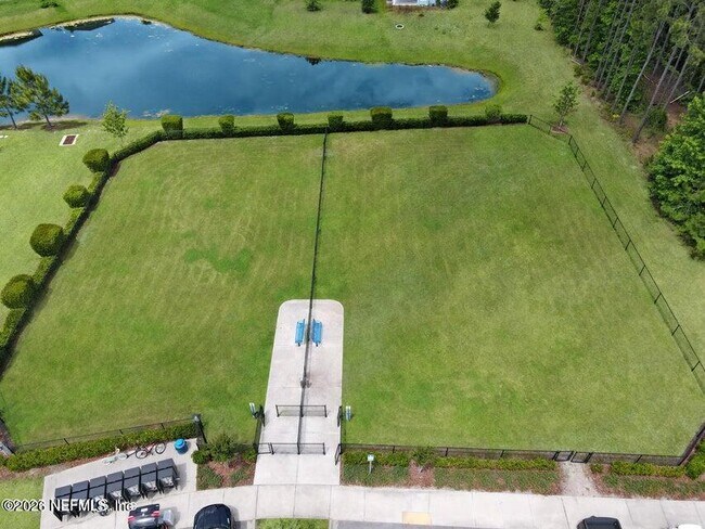 Building Photo - 432 Pine Bluff Dr