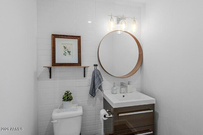 Building Photo - 2929 N 39th St