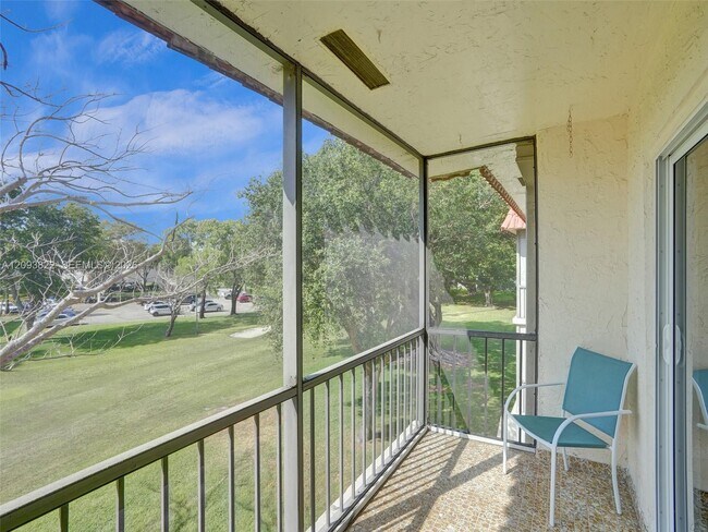 Building Photo - 8962 S Hollybrook Blvd