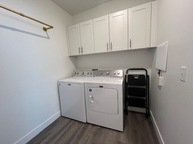 Building Photo - 459 W 15 S