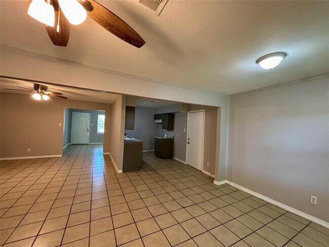 Building Photo - 11802 Sorsby Way