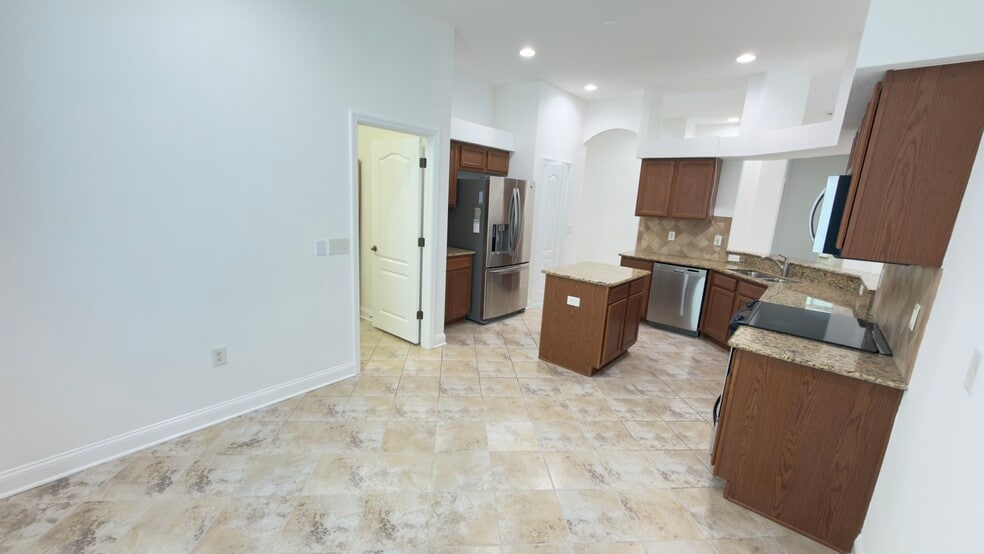 Building Photo - 8120 Turkey Hill Ct