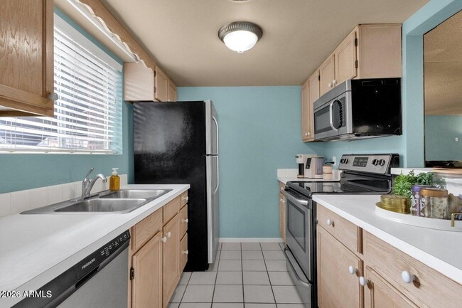 Building Photo - 4701 N 68th St