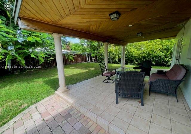 Building Photo - 3614 SW 58th Ave