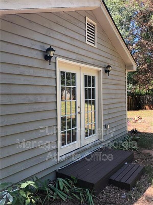 Building Photo - 55 Sunnybrook Dr