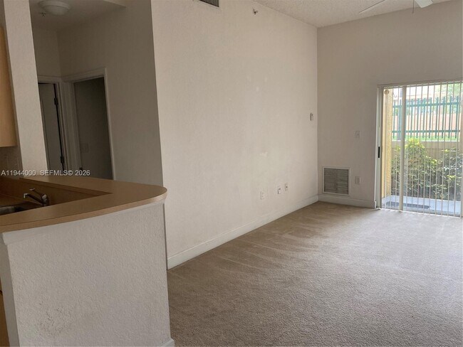 Building Photo - 6001 SW 70th St