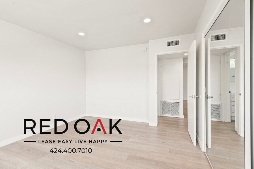 Building Photo - 1489 S Canfield Ave