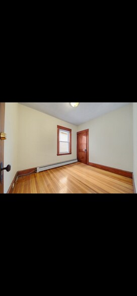 Building Photo - 141 Hillsdale Rd