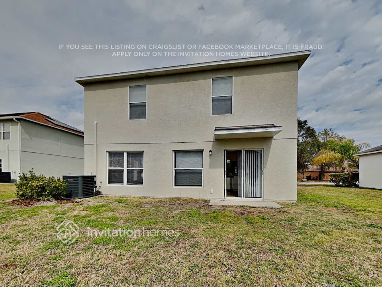 Building Photo - 2458 Hamlet Cir