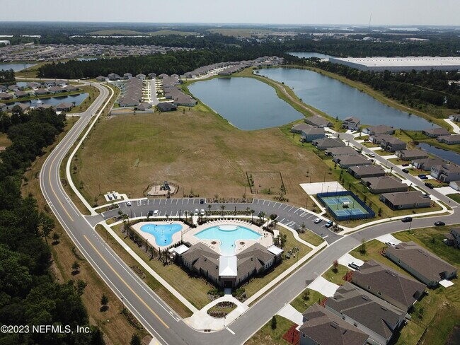 Building Photo - 3620 Sunfish Dr