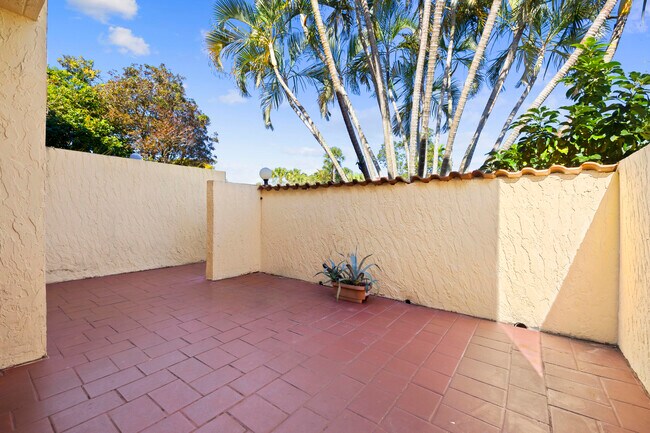 Building Photo - 7734 Balboa St