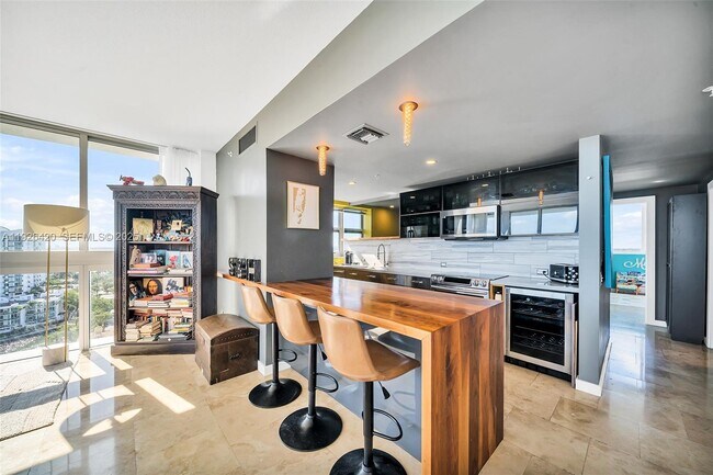 Building Photo - 7929 West Dr