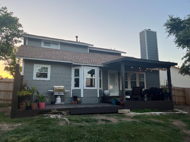 Building Photo - 7107 Seneca Cir