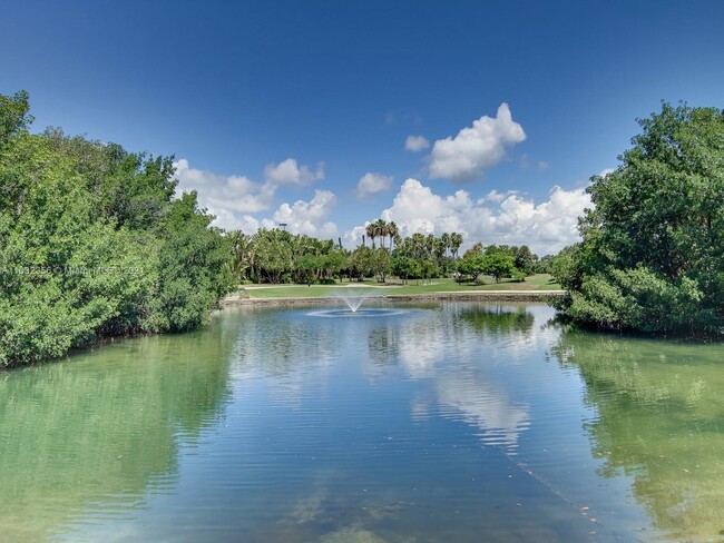 Building Photo - 19126 Fisher Island Dr