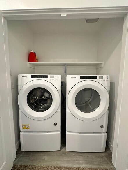 Building Photo - 1089 Waterway Ln