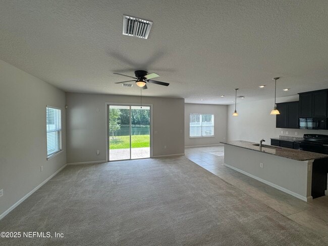 Building Photo - 1530 Tan Tara Trl