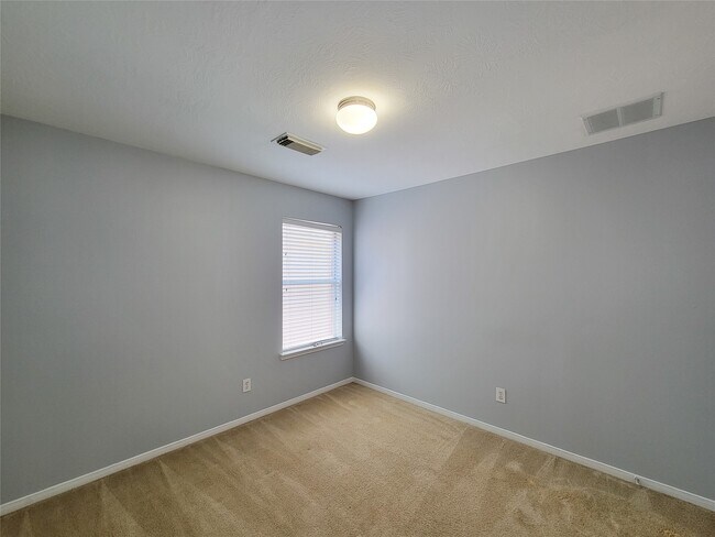 Building Photo - 7506 Boxwood Ridge Ln