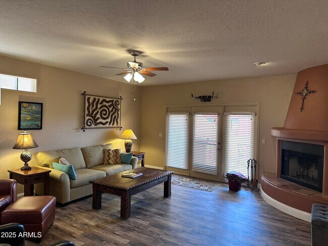 Building Photo - 11011 N Zephyr Dr
