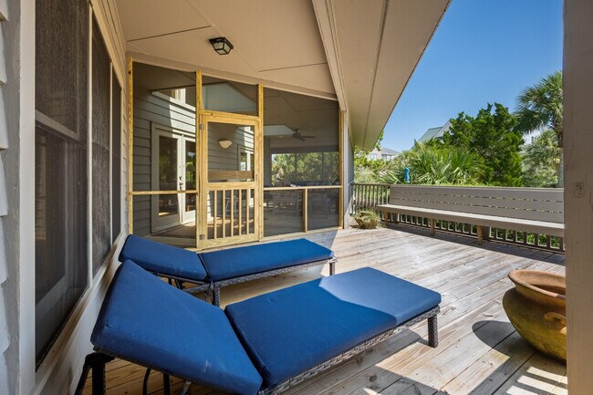 Building Photo - 931 Debordieu Blvd