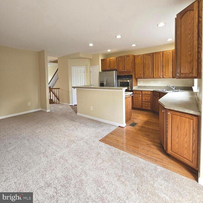 Building Photo - 20992 Kittanning Ln