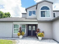 Building Photo - 236 Burning Tree Dr