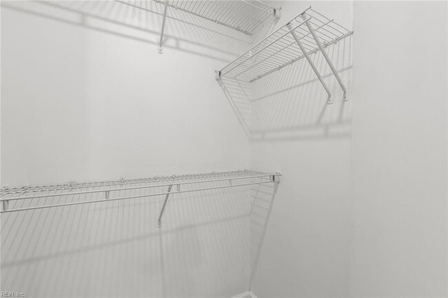 Building Photo - 109 Capeside Ct