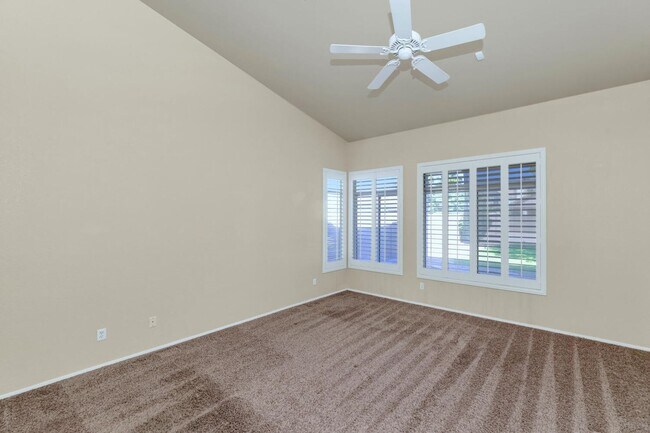 Building Photo - 3382 W Harrison St