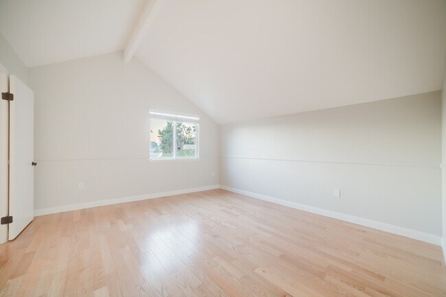 Building Photo - 1811 Autumn Pl