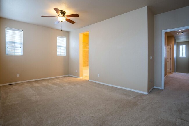 Building Photo - 5378 Prominence Point