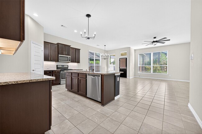 Building Photo - 40519 Goldeneye Pl