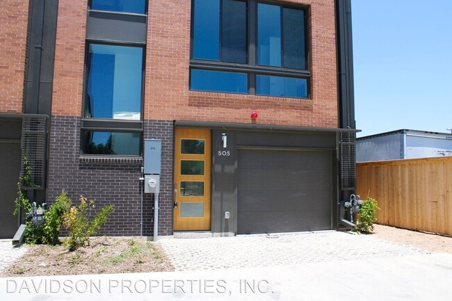 Building Photo - 3 br, 3.5 bath House - 318 W Grayson St #505