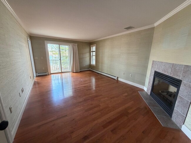 Building Photo - 41 Clearwater Dr