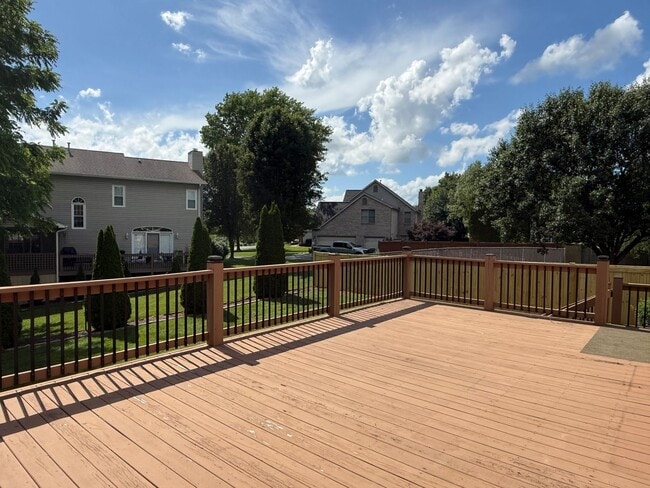 Building Photo - 3 bedroom one- level beauty in North Johnson City!