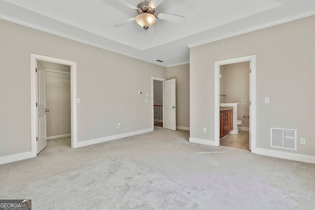 Building Photo - 205 Lexington Village