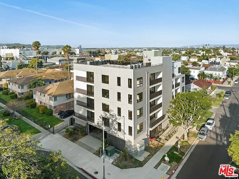 Building Photo - 4506 Dockweiler St