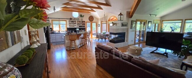 Building Photo - 129 Lookout Mountain Rd