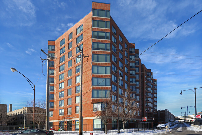 James Sneider Apartments - 7450 N Rogers Ave Chicago IL 60626 ...