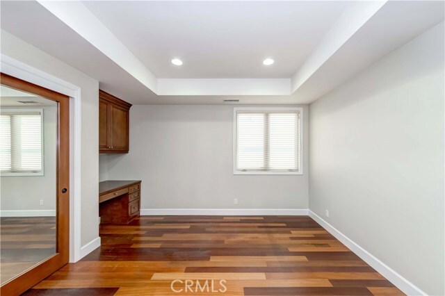 Building Photo - 2816 Manhattan Ave