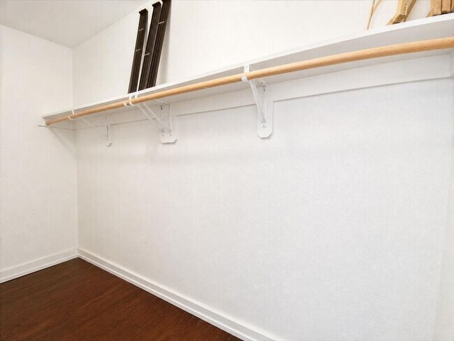 Building Photo - [748/750/756/758] Winfree Ave