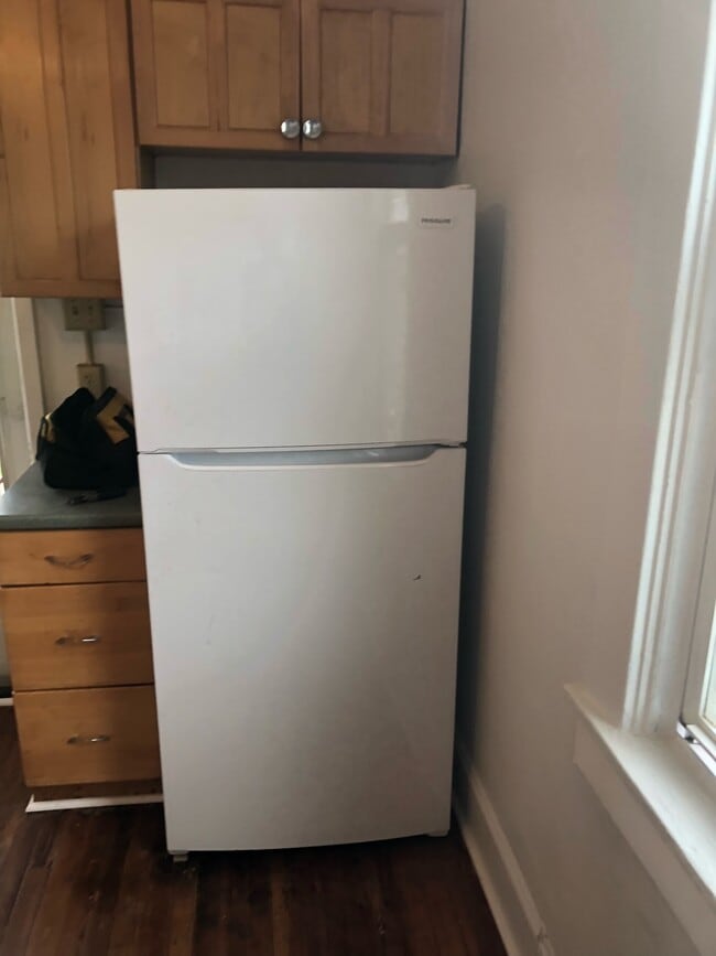 Building Photo - 902 Pittsburgh St