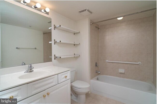 Building Photo - 12251 Roundwood Rd