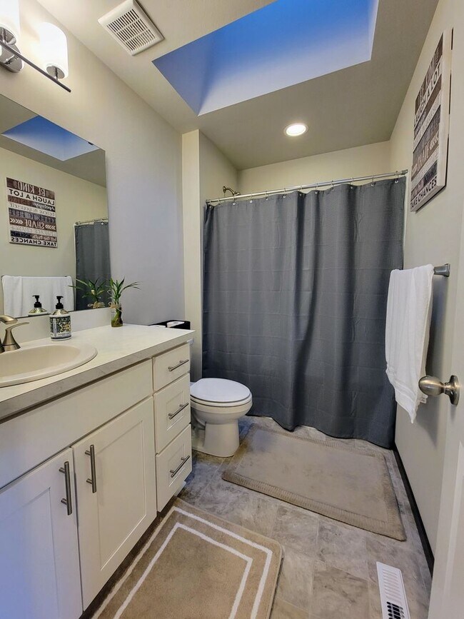 Building Photo - Available in May - 3bed home at The Reserve – Close to ferries, shopping and dining!