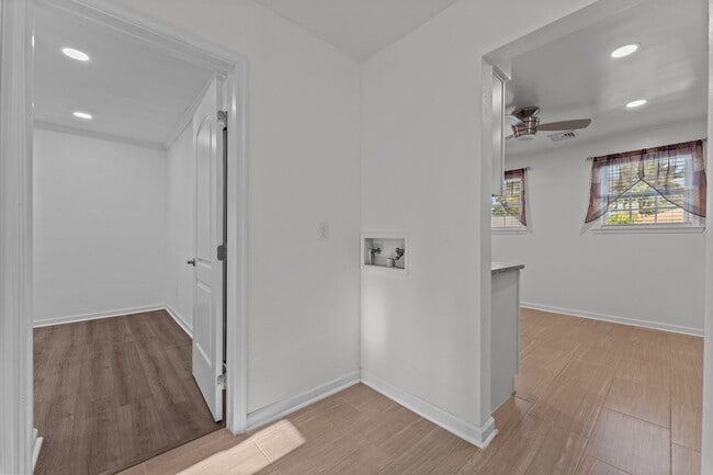 Building Photo - Discover your perfect home in Virginia Beach!
